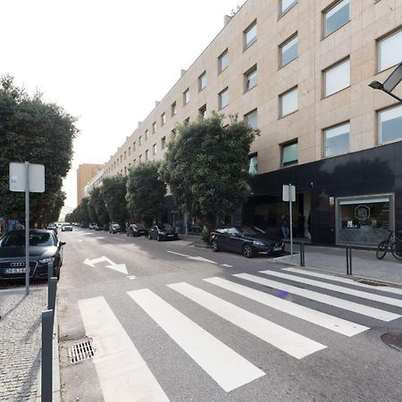 Lovelystay - Oporto Beach Apartment With 2 Free Parking Spots Matosinhos  Kültér fotó